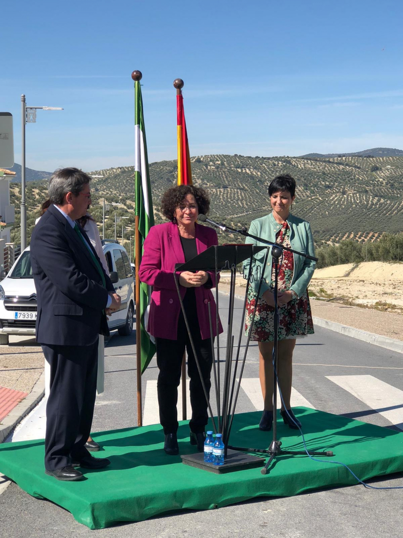 Pilar Aranda, inaugura una calle con su nombre en Montefrío
