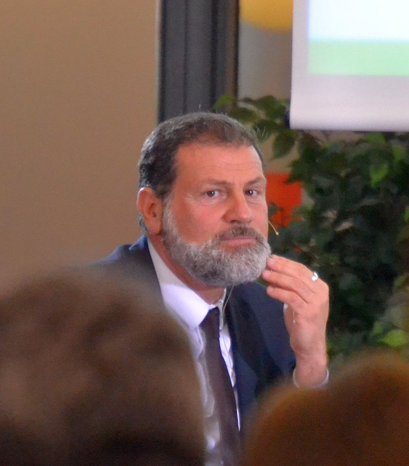 Massimo Osanna impartiendo una charla