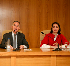 cef-ugr Acto de presentación académica del libro: El Mercado Alternativo Bursátil como alternativa para la financiación de la Empresa Familiar Española.