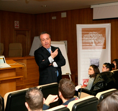 cef-ugr Liderazgo en la empresa familiar.