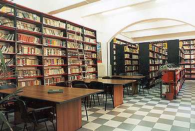 Biblioteca del Liceo Estatal Enrico Fermi