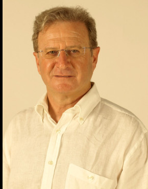 Benjamín Vargas decano de la Facultad de Comunicación y Documentación