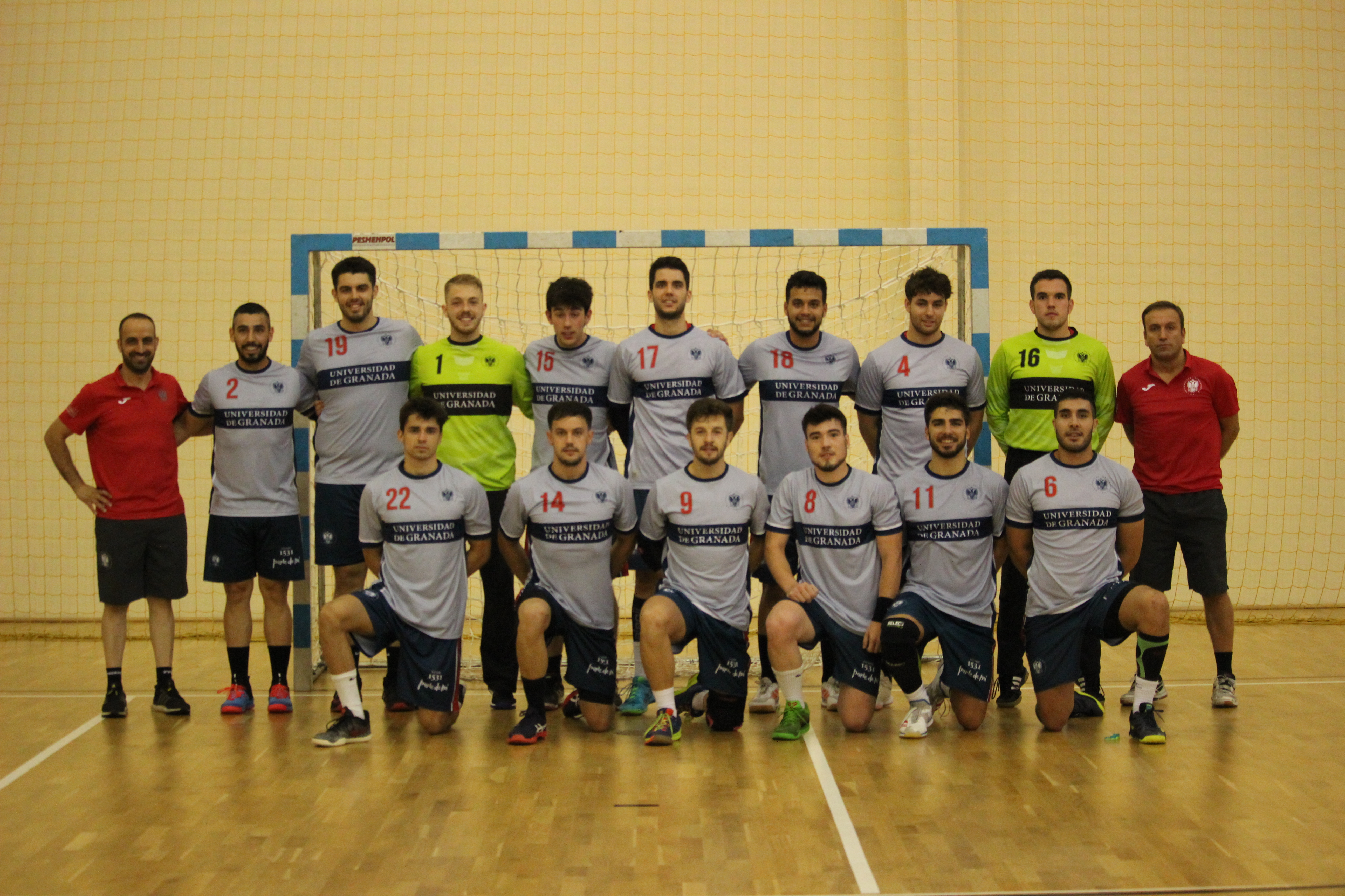 La selección universitaria de balonmano masculina accede a los cuartos de final de los EUSA Hand...