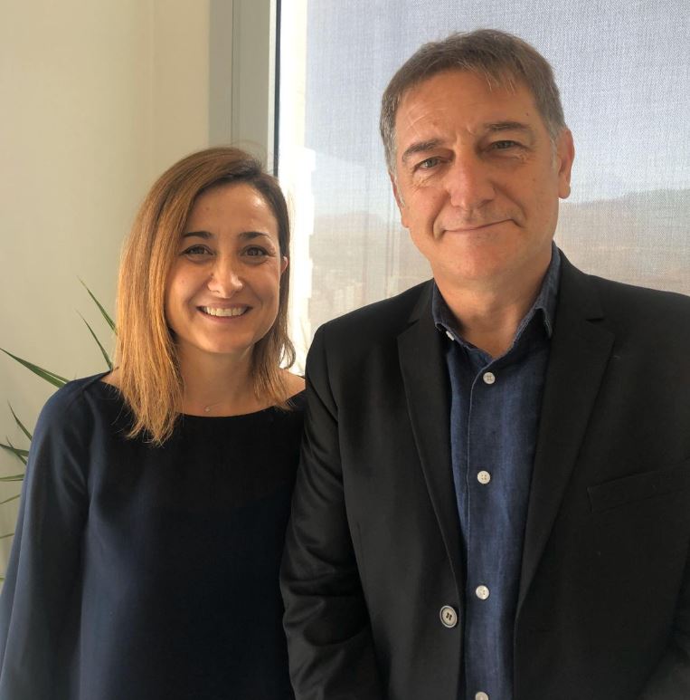 Investigadores de la UGR desarrollan una app móvil para detección precoz y prevención del tras...