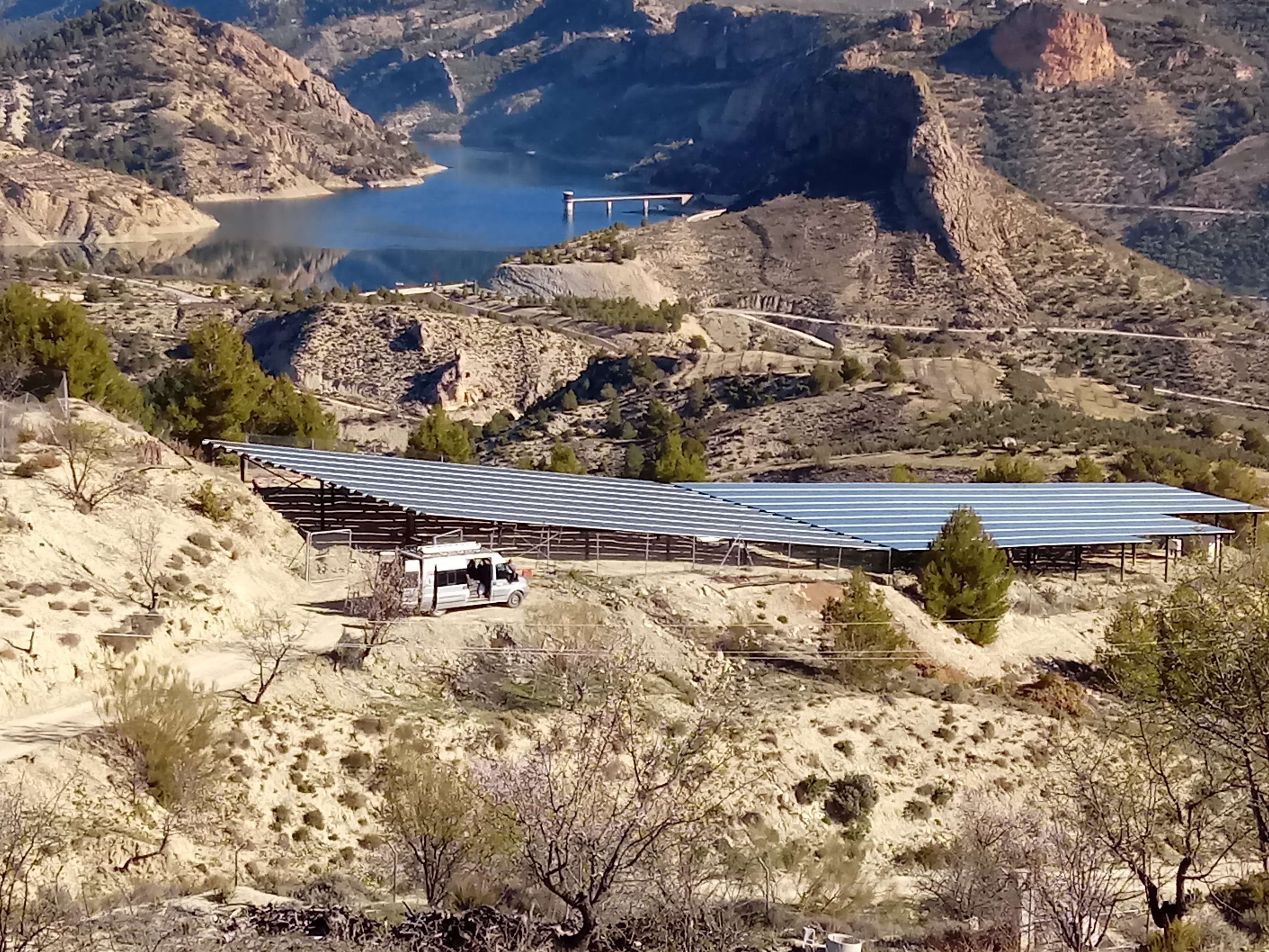Ingenieros de la UGR desarrollan en Castril un sistema de riego único en el mundo, basado en ene...