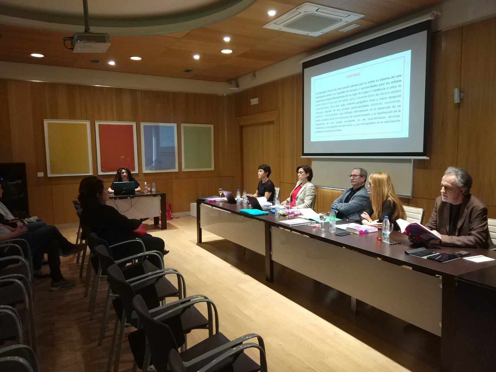 Lectura de una de las tesis premiadas