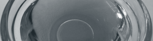 frasco con aceite de oliva