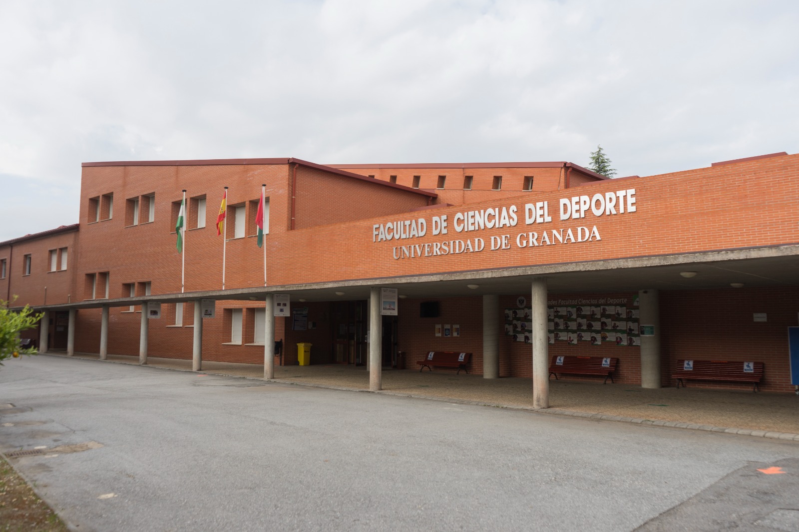  Facultad de Ciencias del Deporte de la Universidad de Granada (UGR)
