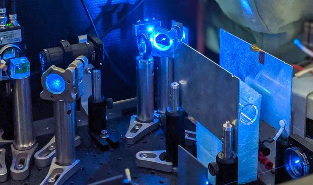 Investigadores de la UGR proponen un modelo de motor cuántico