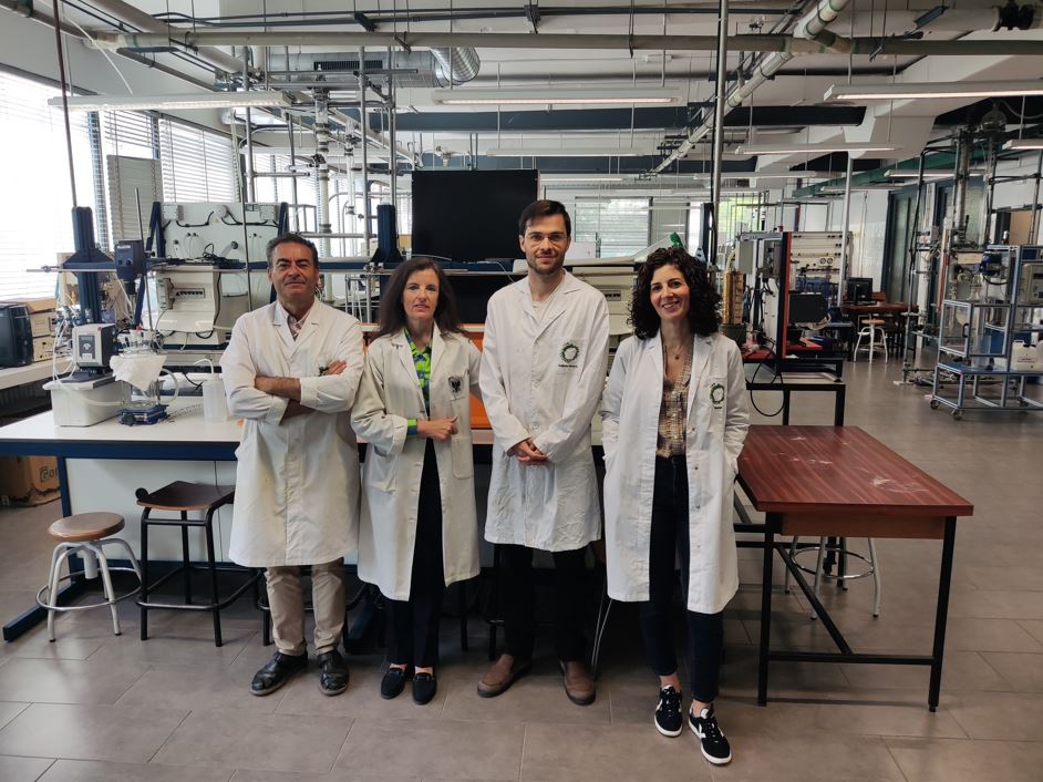 equipo de investigación del Departamento de Ingeniería Química de la Universidad de Granada