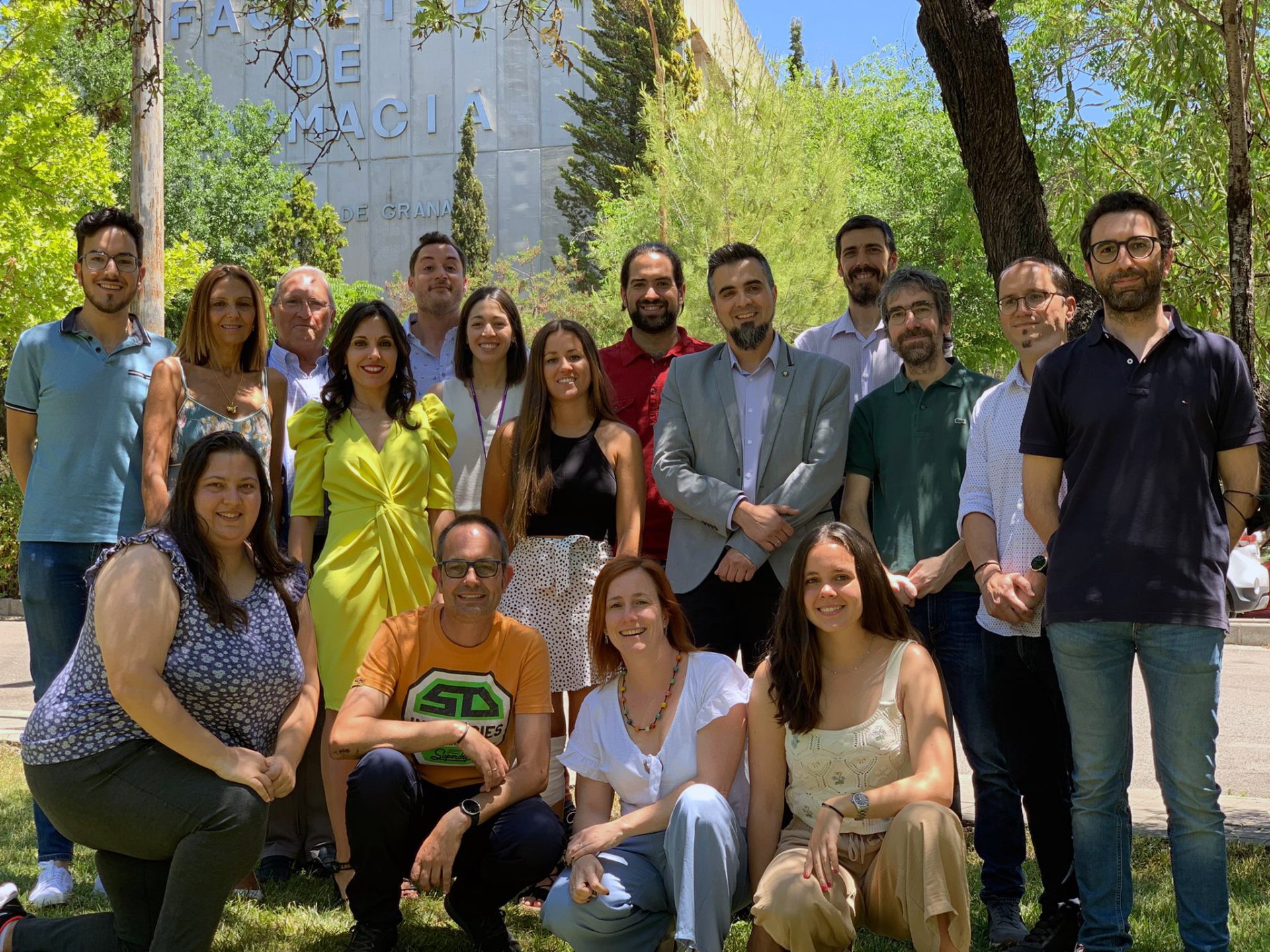 Image 2. Members of the Nanoscopy-UGR Singular Laboratory.