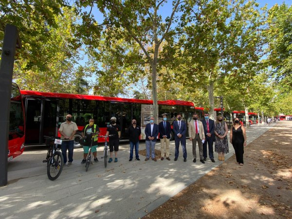 La UGR se suma al proyecto del Ayuntamiento de Granada de una nueva movilidad más segura y soste...