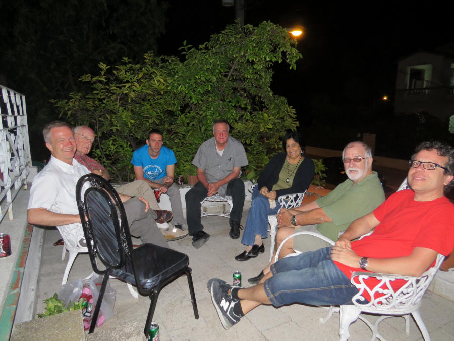 images/JohnLewis/John Cuba Convencion Geociencias 2013-1.JPG