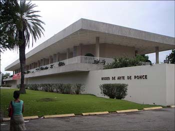 Edward Durell Stone. Museo de Arte de Ponce, 1965 (Ponce, Puerto Rico)