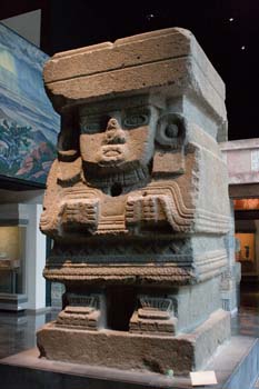 Chalchiuhtlicue. Museo Nacional de Antropología. México