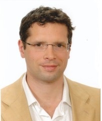 Dr. Alejandro E. Martínez-Castro