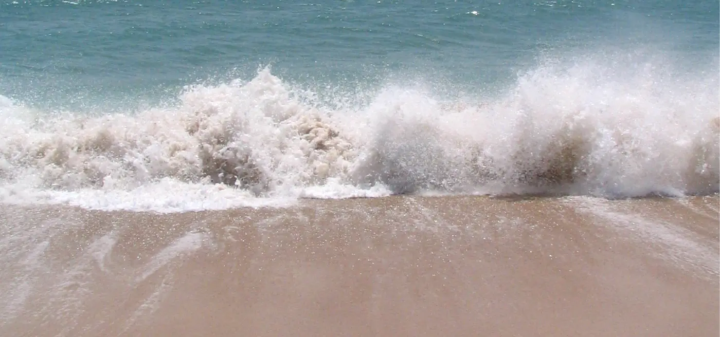 Breaking waves on an intermediate beach